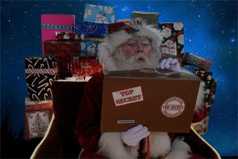 Santa tracker image showing what Santa is doing right now